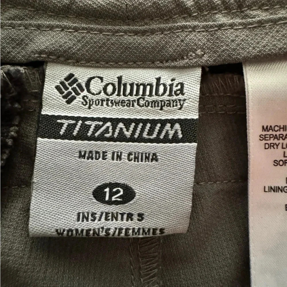 Columbia Sportswear Packable Titanium Hiking Sports Shorts Size 12 - Picture 9 of 13